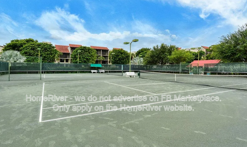Move In Ready - 1945 Gulf Of Mexico Dr Apt M2-107, Longboat Key FL 342 property image