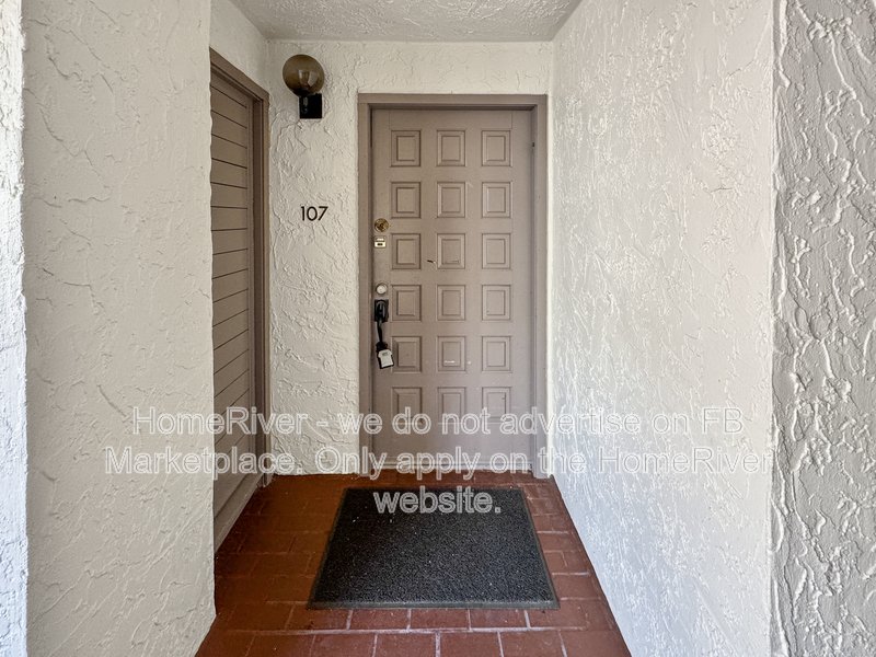 Move In Ready - 1945 Gulf Of Mexico Dr Apt M2-107, Longboat Key FL 342 property image