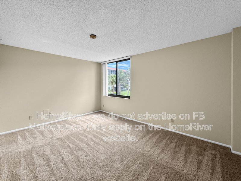 Move In Ready - 1945 Gulf Of Mexico Dr Apt M2-107, Longboat Key FL 342 property image