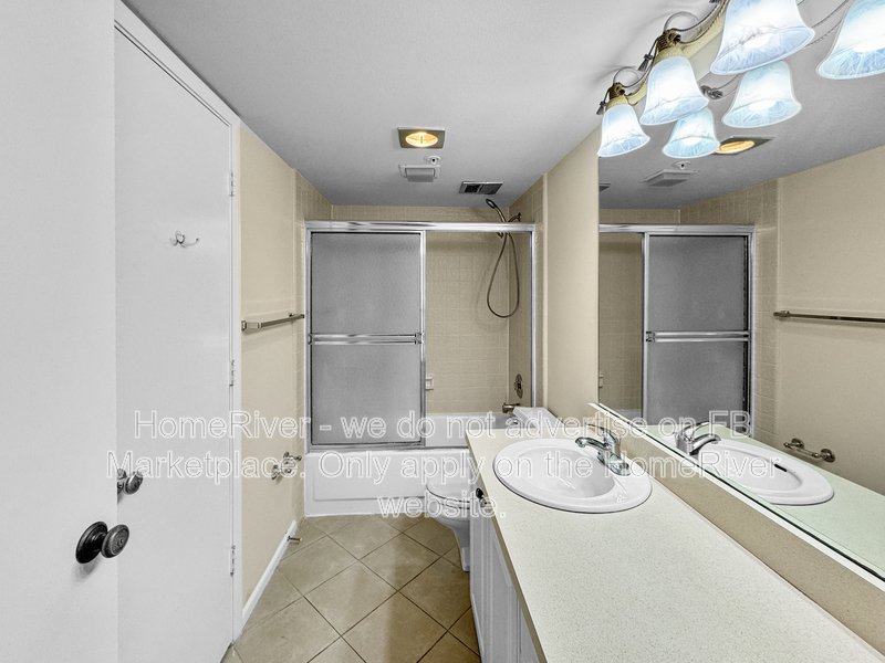 Move In Ready - 1945 Gulf Of Mexico Dr Apt M2-107, Longboat Key FL 342 property image