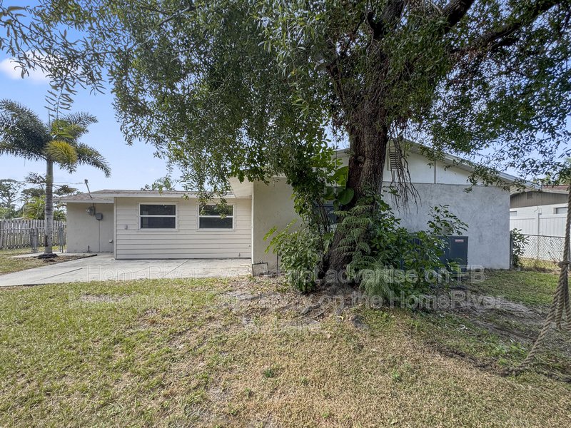 Available Now! 5313 MURDOCK AVE, SARASOTA FL 34231 property image