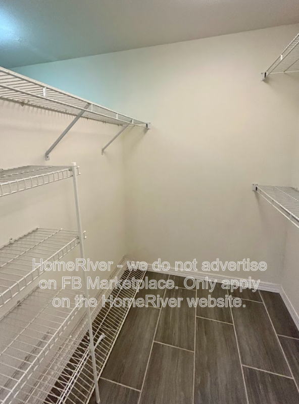 Move In Ready! - 4959 SOUTHERN WOOD DR, SARASOTA FL 34241 property image