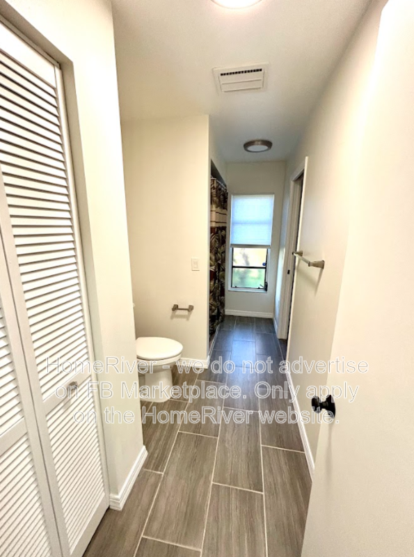 Move In Ready! - 4959 SOUTHERN WOOD DR, SARASOTA FL 34241 property image