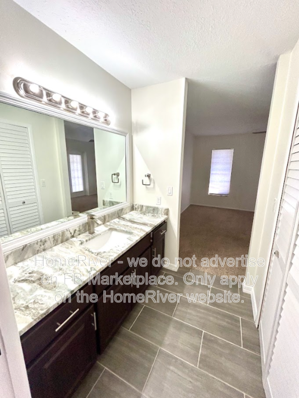 Move In Ready! - 4959 SOUTHERN WOOD DR, SARASOTA FL 34241 property image