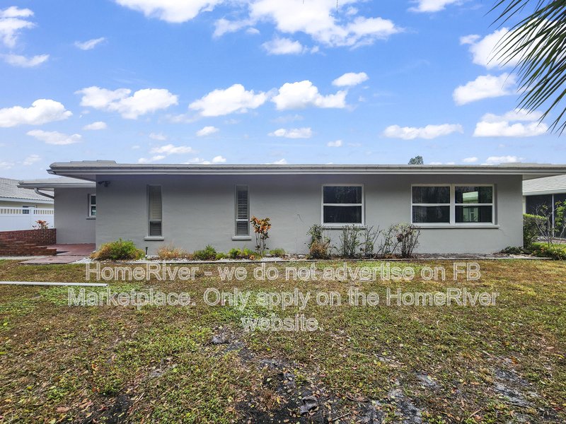 Move In Ready! - 1838 Brookhaven Dr, Sarasota FL 34239 property image