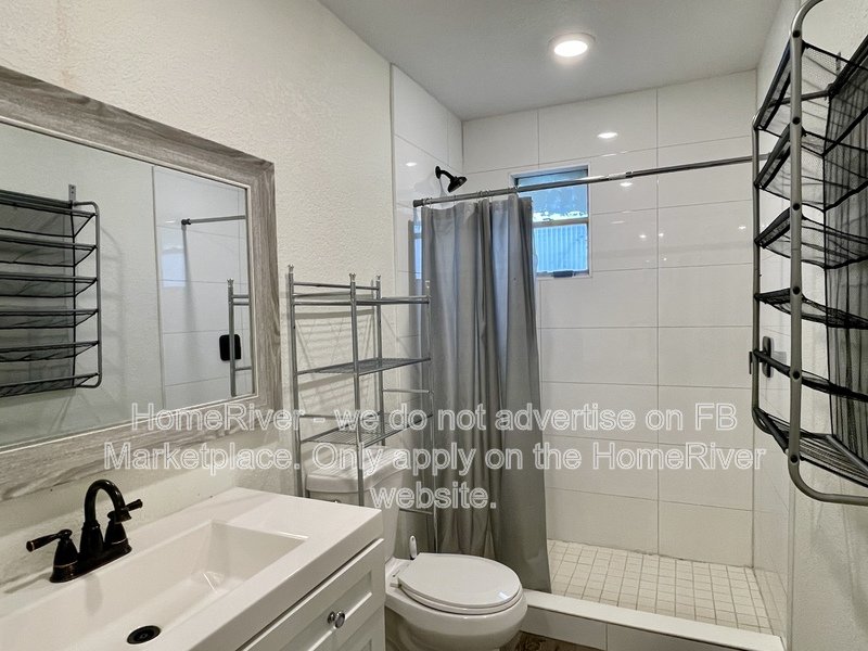 Move In Ready! - 2722 14TH AVE S UNIT B, ST PETERSBURG FL 33712 property image