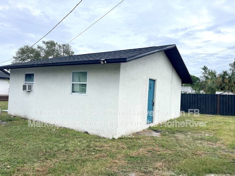 Move In Ready! - 2722 14TH AVE S UNIT B, ST PETERSBURG FL 33712 property image