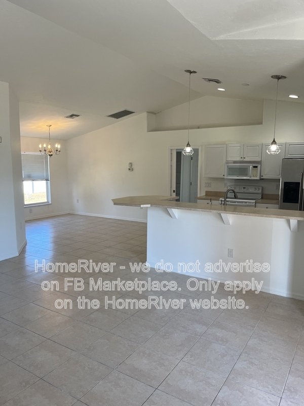 Move In Ready! - 3458 NE 9th Ave Cape Coral, FL 33909 property image