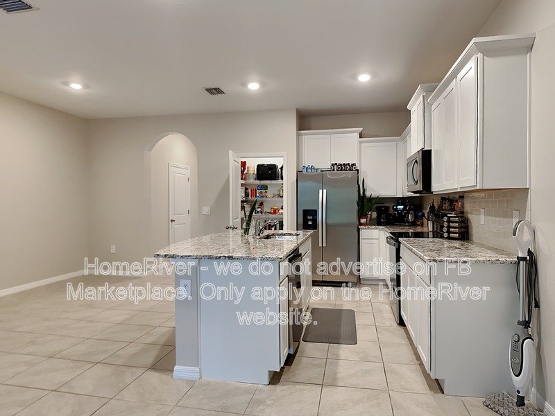 Do Not Miss Out! - 2567 MIDNIGHT PEARL DR SARASOTA FL 34240 property image