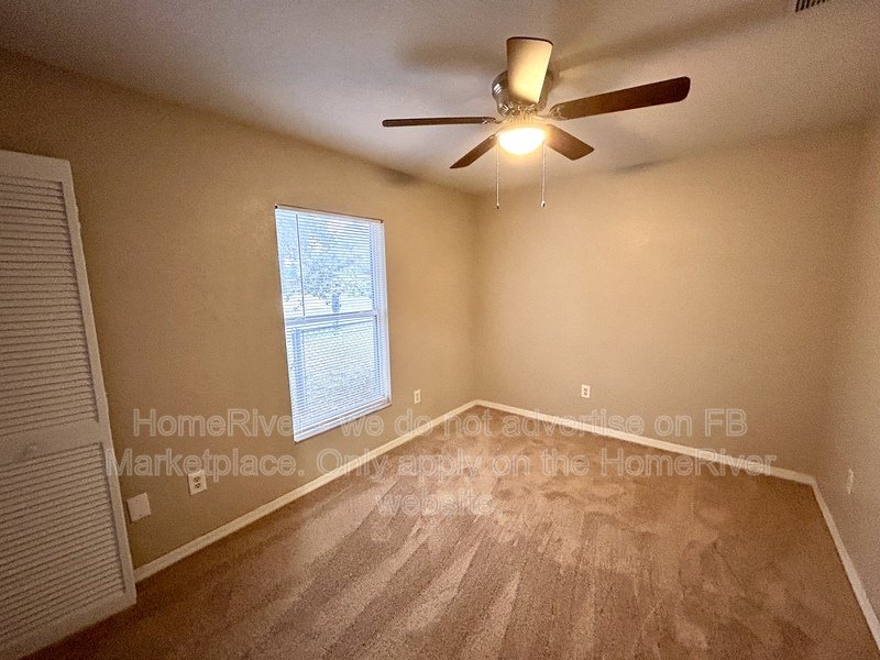 Move In Ready! - 2866 Emerson Ave S Saint Petersburg, FL 33712 property image