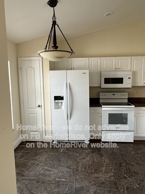 Move In Ready - 4100 NE 15th Pl Cape Coral, FL 33909 property image