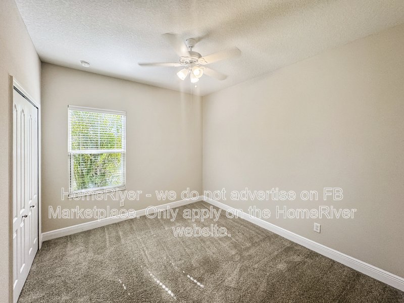 Move In Ready! - 12143 Longview Lake Cir, Bradenton FL 34211 property image
